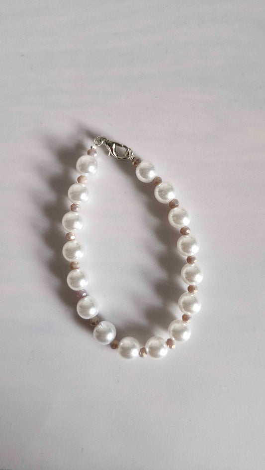Classic Pearl & Pink Beaded Bracelet